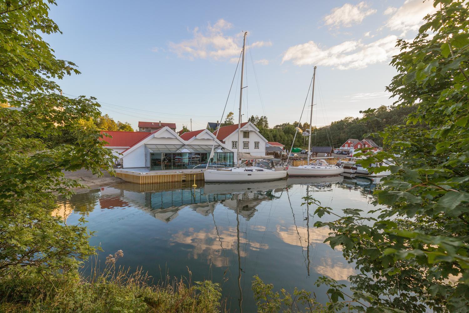 Kulleseidkanalen Gjestehamn Bomlo エクステリア 写真